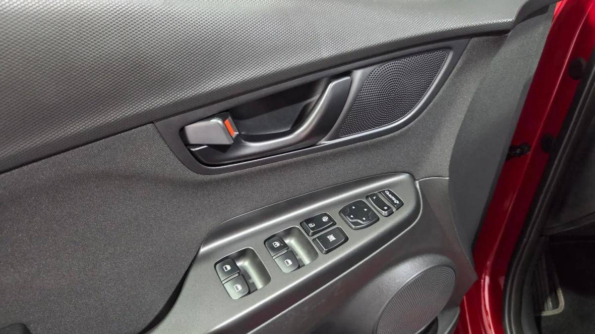 hyundai-kauai-2023-gasolina-998cc