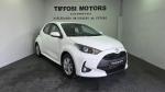 toyota-yaris-2025-hibrido-a-gasolina-1490cc
