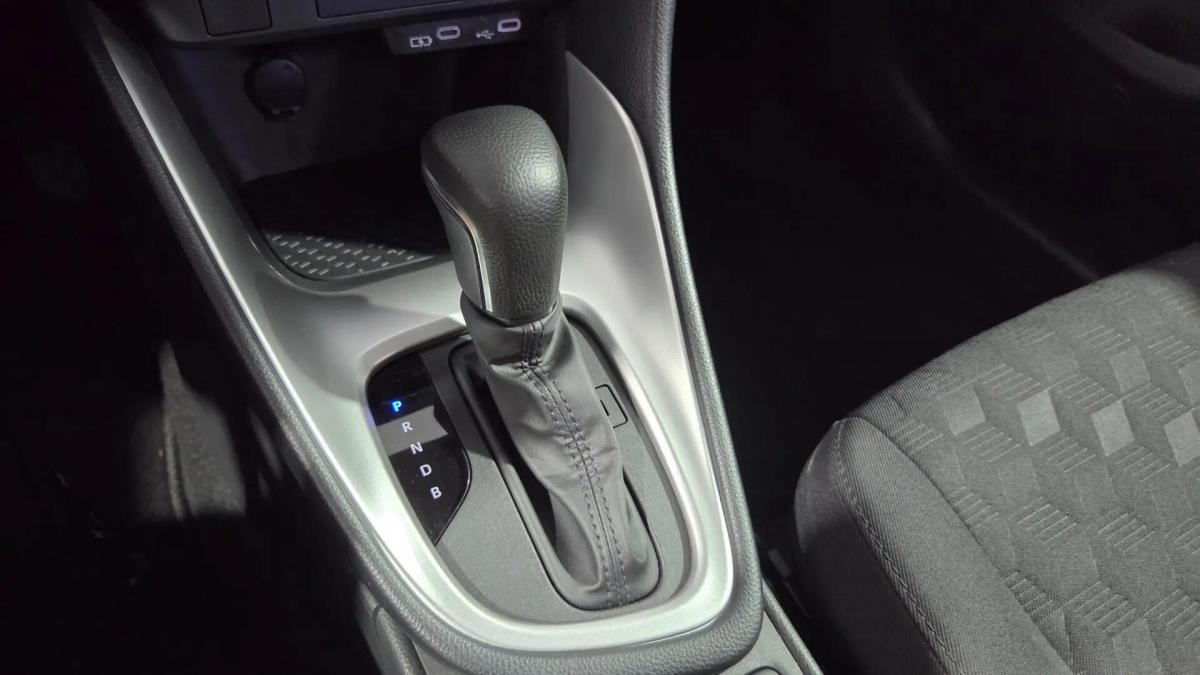 toyota-yaris-2025-hibrido-a-gasolina-1490cc