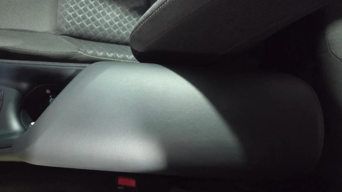 toyota-c-hr-2022-hibrido-a-gasolina-1798cc