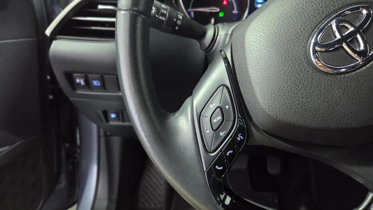 toyota-c-hr-2022-hibrido-a-gasolina-1798cc