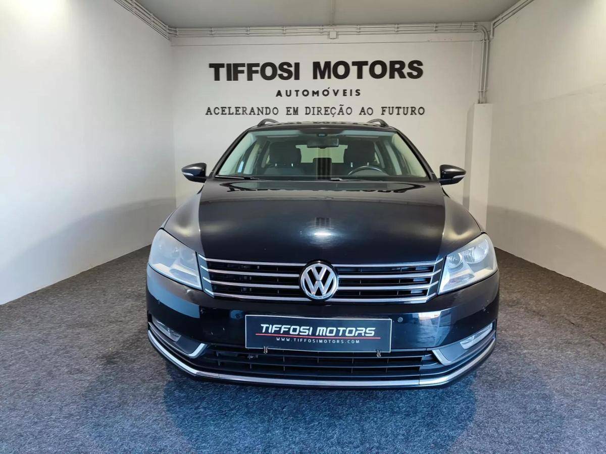 volkswagen-passat-variant-2011-diesel-1598cc
