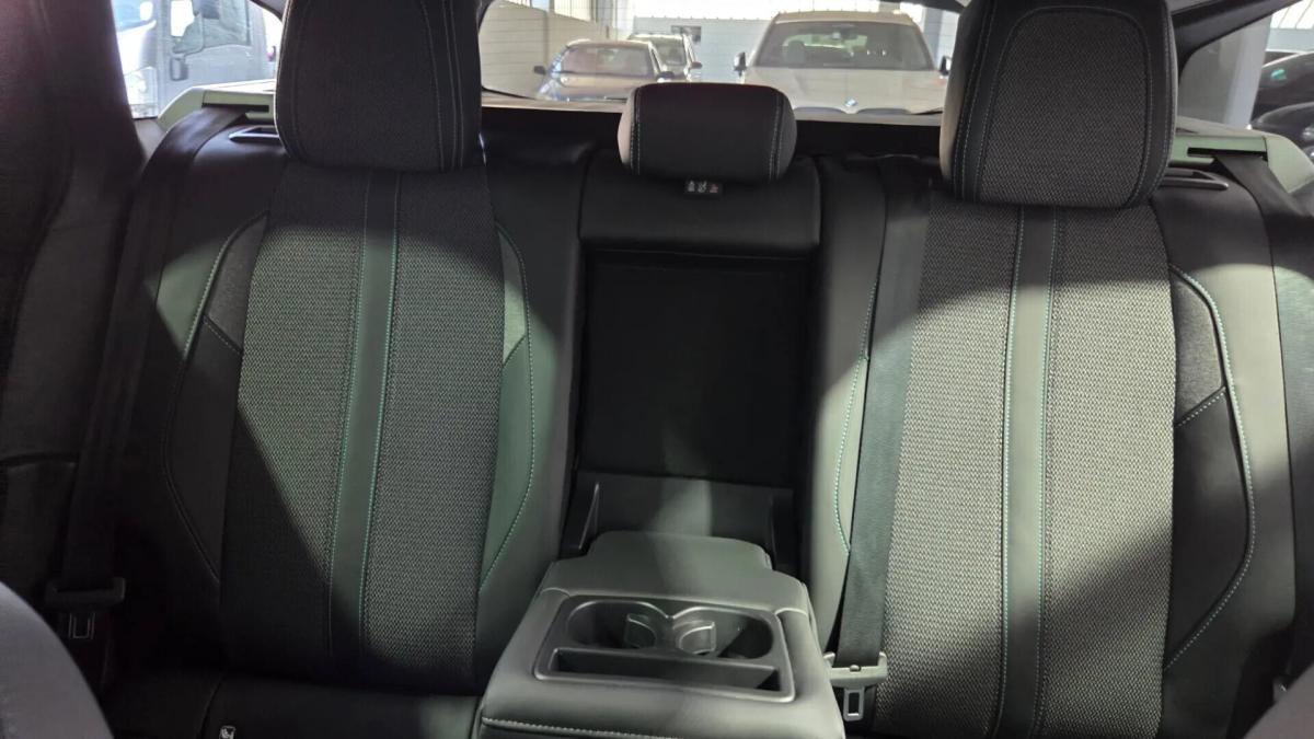 peugeot-308-sw-2024-diesel-1499cc
