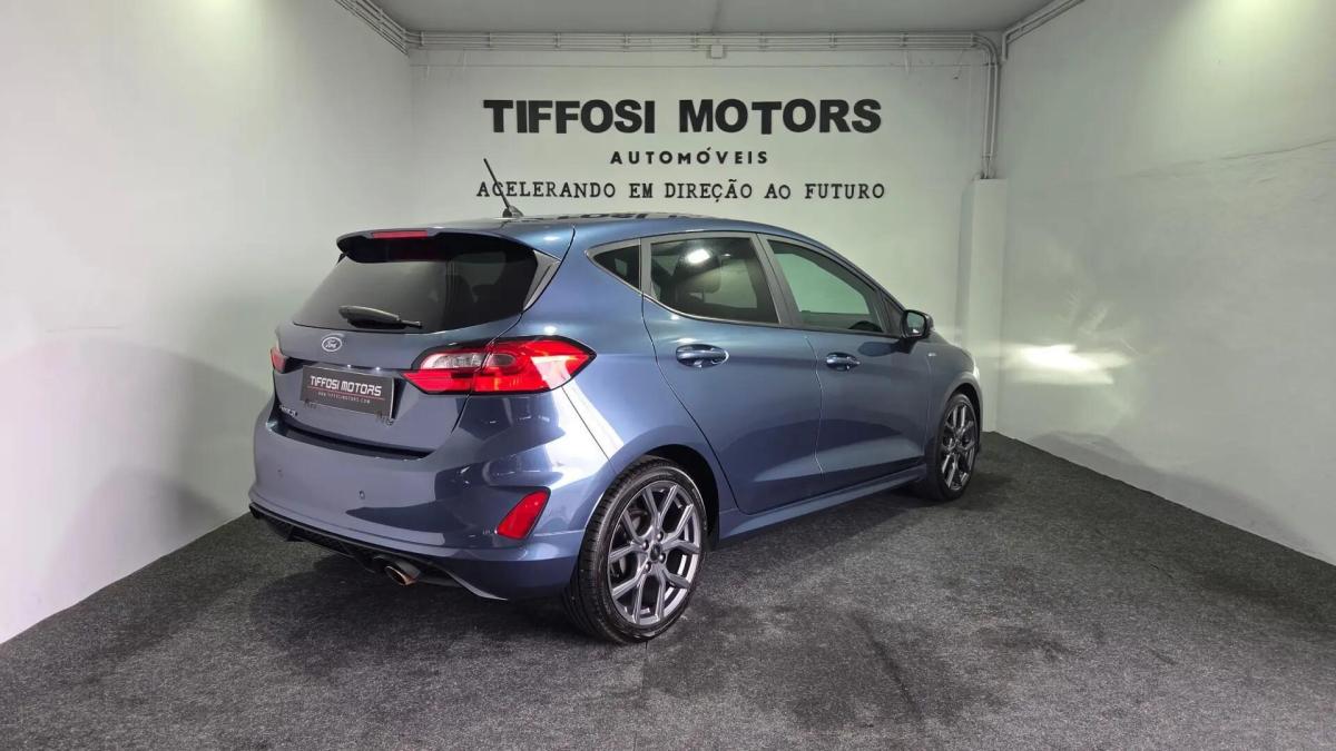 ford-fiesta-2023-gasolina-998cc