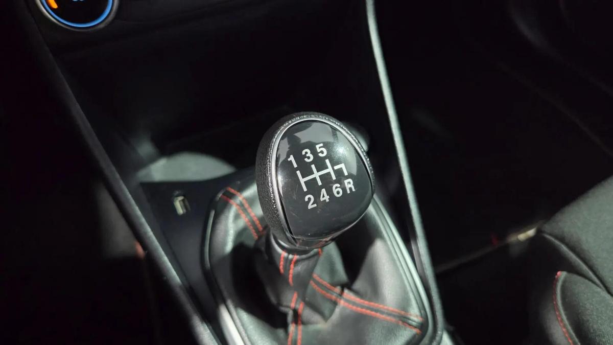 ford-fiesta-2023-gasolina-998cc