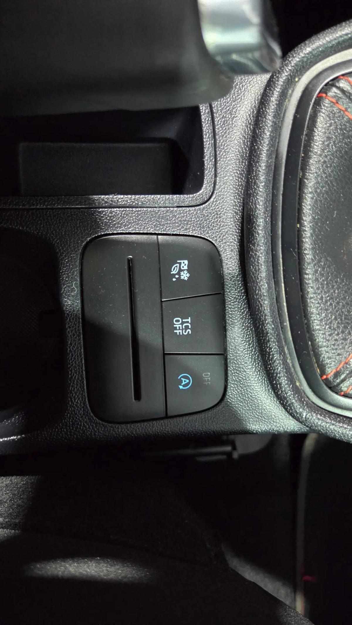 ford-fiesta-2023-gasolina-998cc