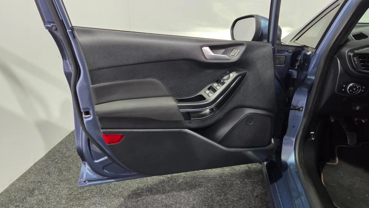 ford-fiesta-2023-gasolina-998cc