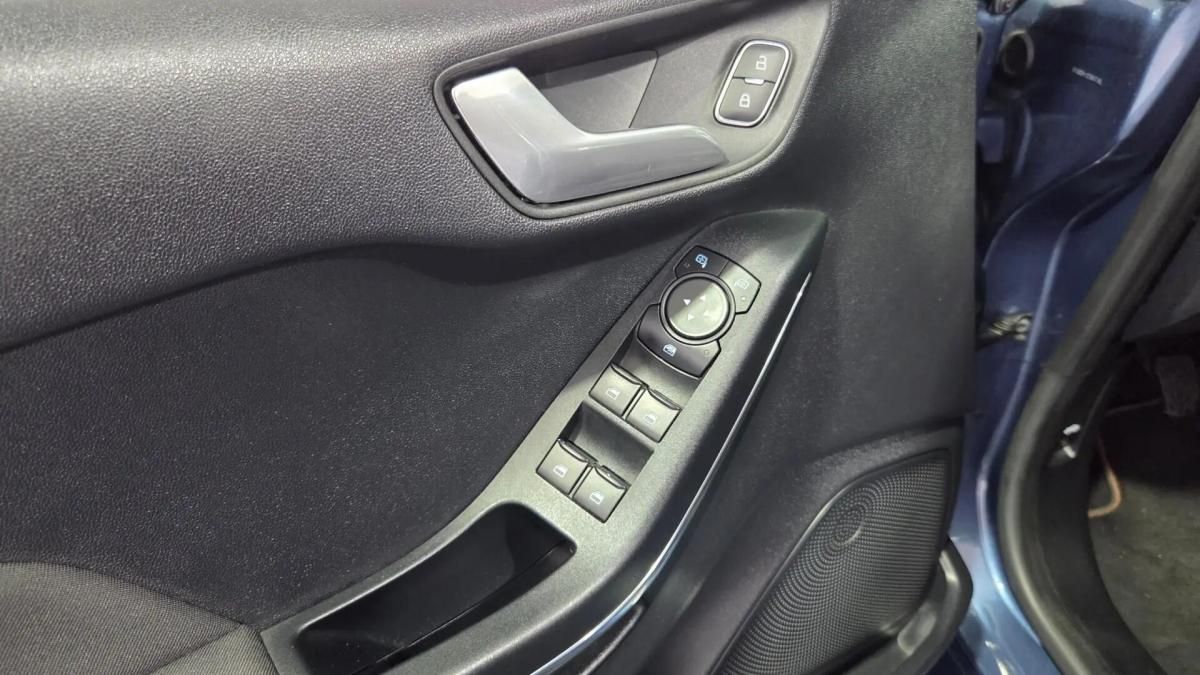 ford-fiesta-2023-gasolina-998cc