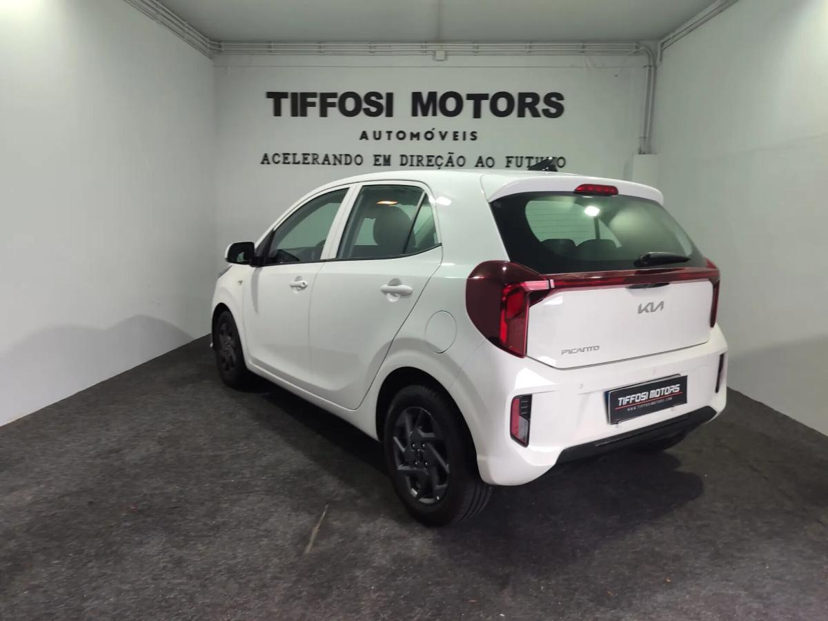 kia-picanto-2024-gasolina-998cc
