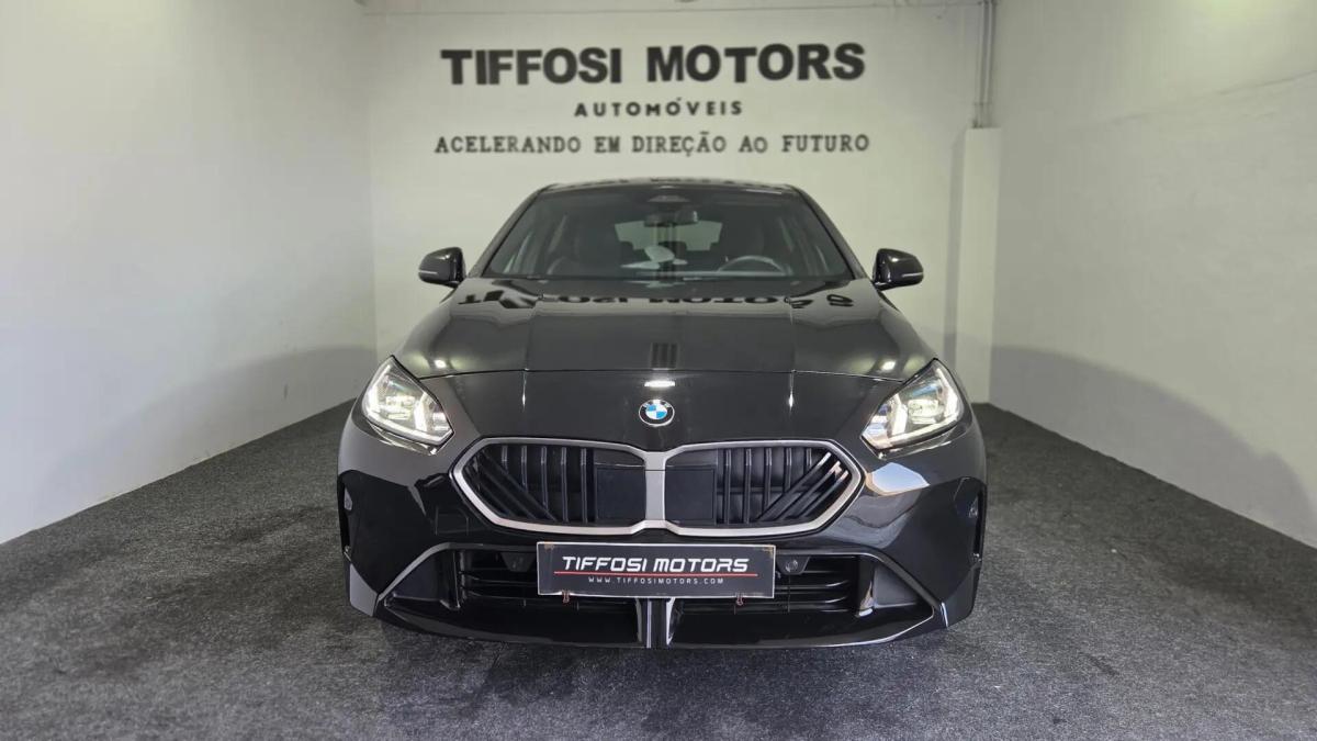 bmw-serie-1-2025-gasolina-1499cc