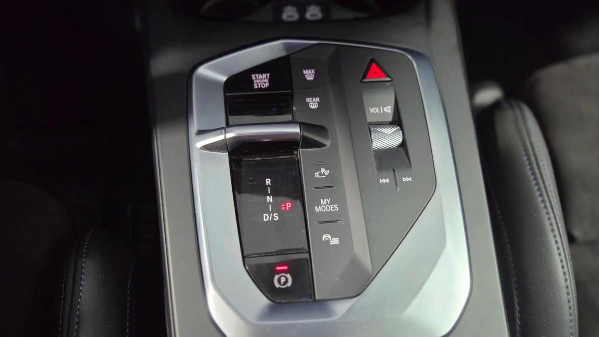 bmw-serie-1-2025-gasolina-1499cc