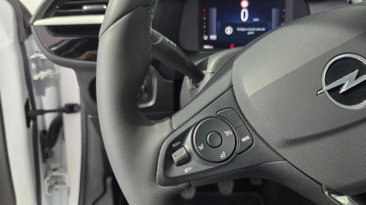 opel-corsa-2025-gasolina-1199cc