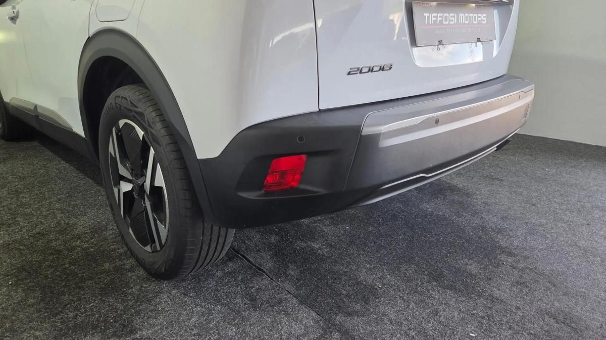 peugeot-2008-2024-gasolina-1199cc