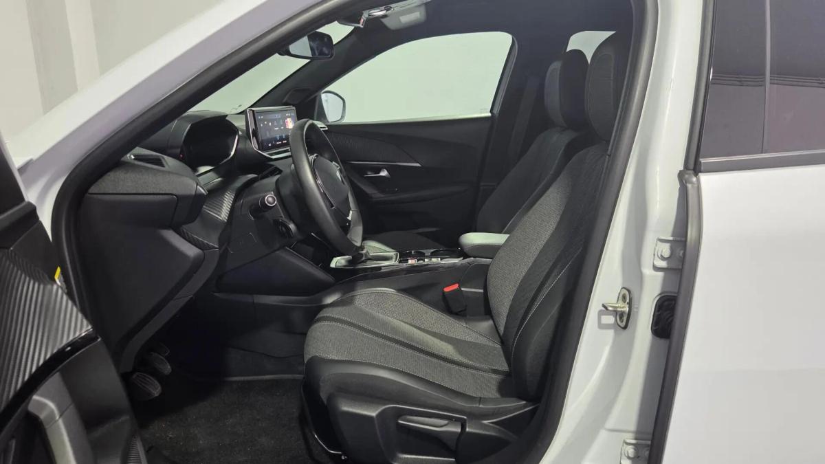 peugeot-2008-2024-gasolina-1199cc