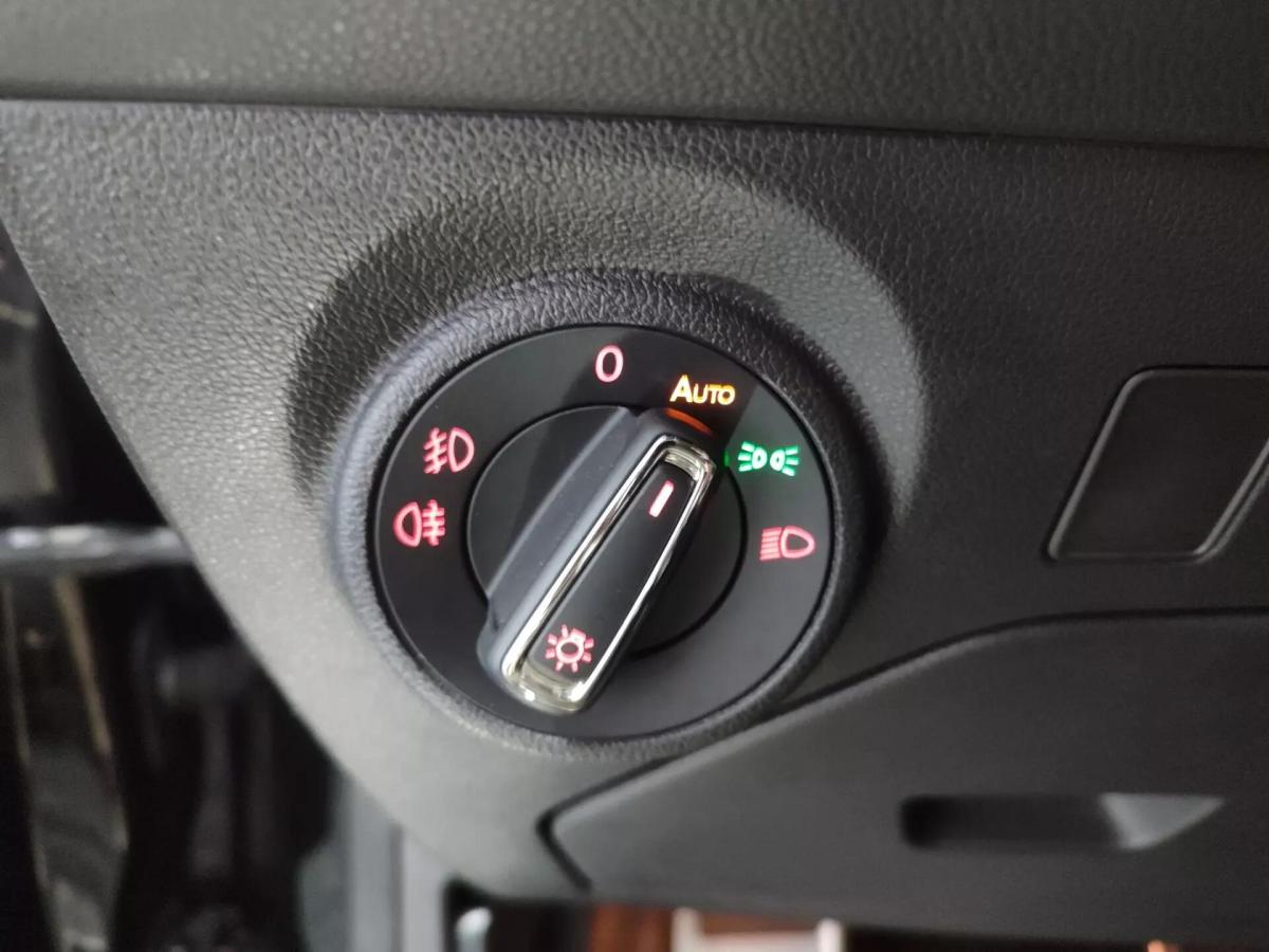 seat-leon-st-2015-diesel-1968cc