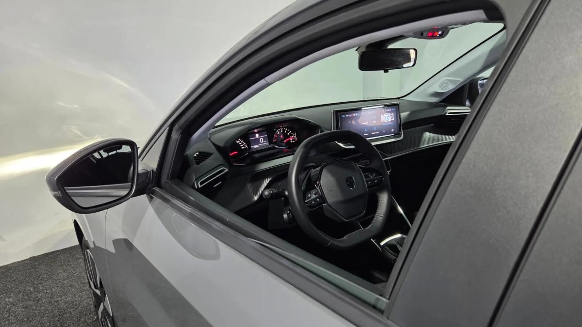 peugeot-208-2024-gasolina-1199cc