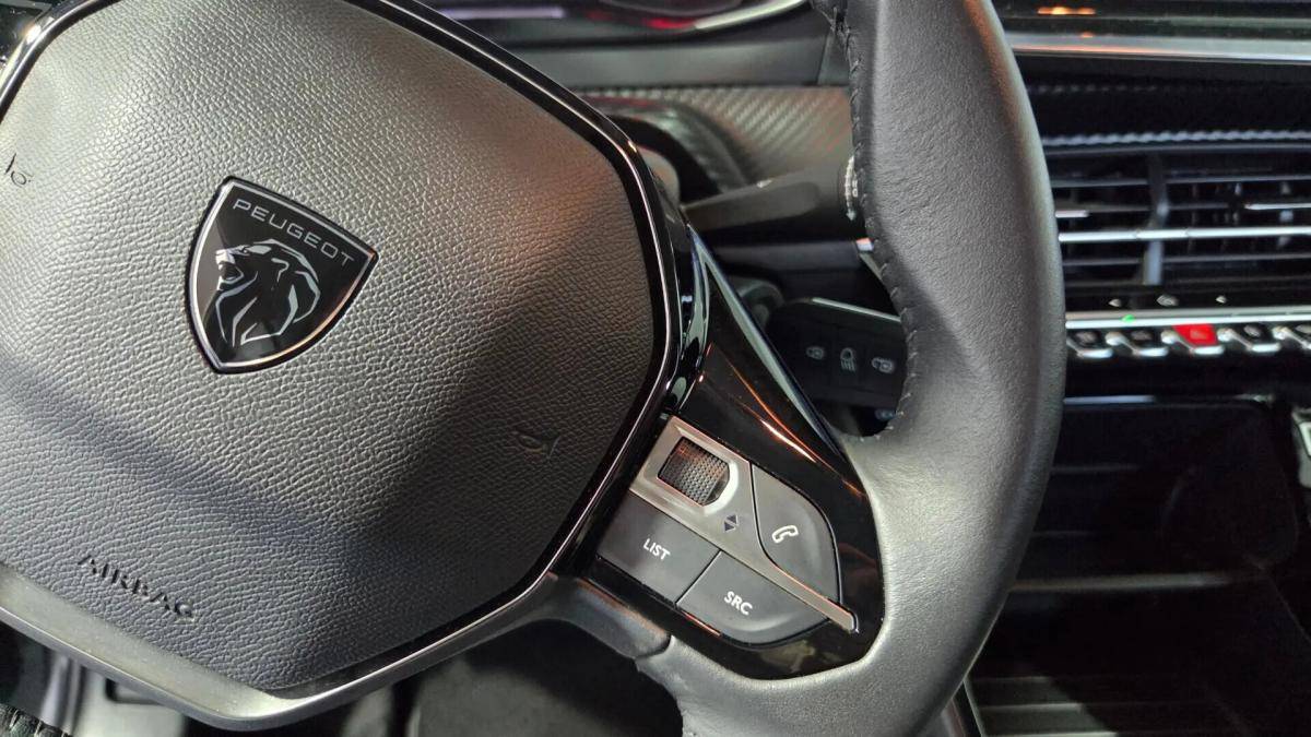 peugeot-208-2024-gasolina-1199cc