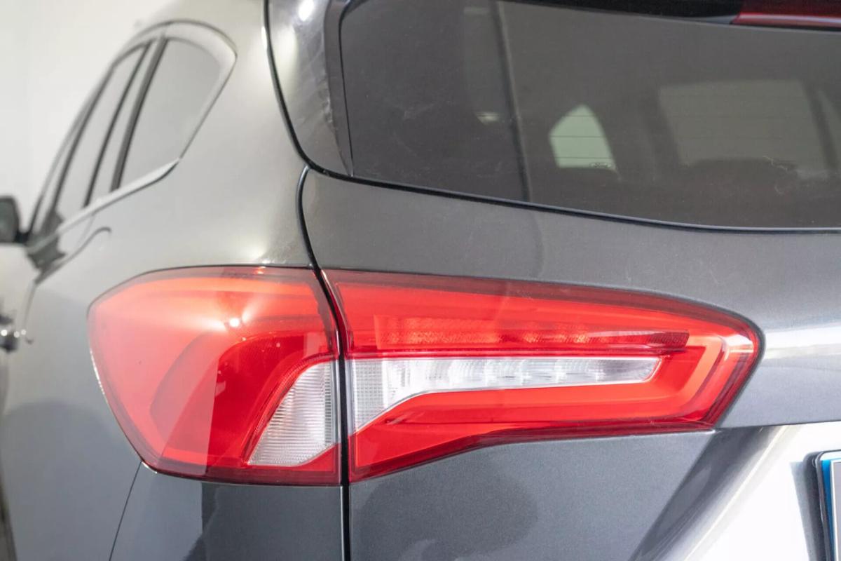 ford-focus-sw-2019-diesel-1499cc