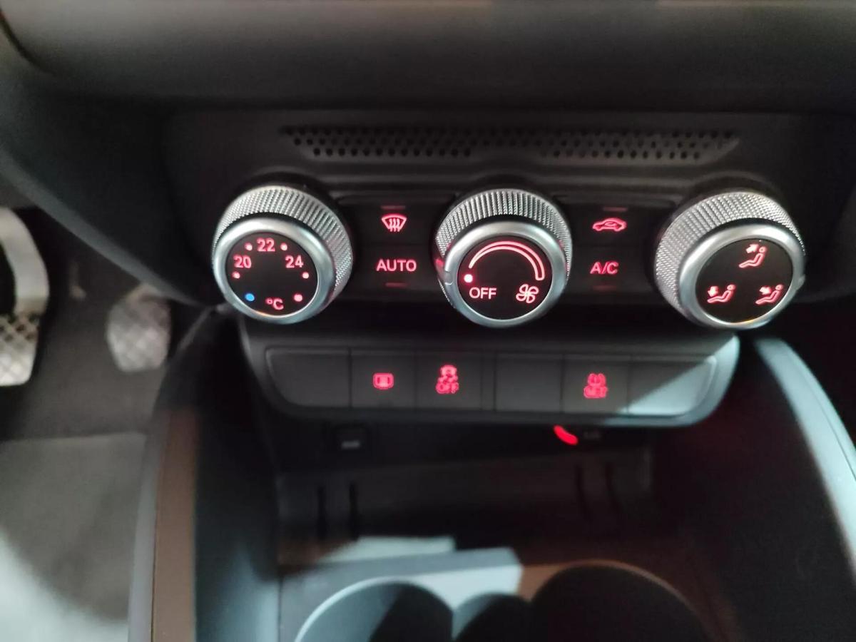 audi-a1-sportback-2015-diesel-1598cc
