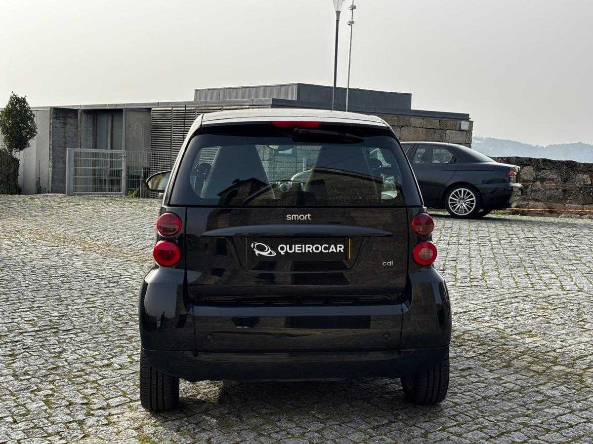 smart-fortwocoupe-2010-diesel-800cc