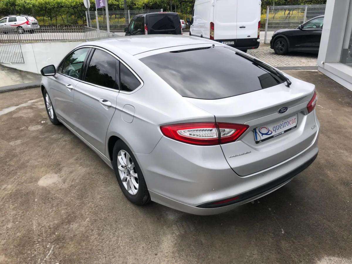 ford-mondeo-2018-diesel-1499cc