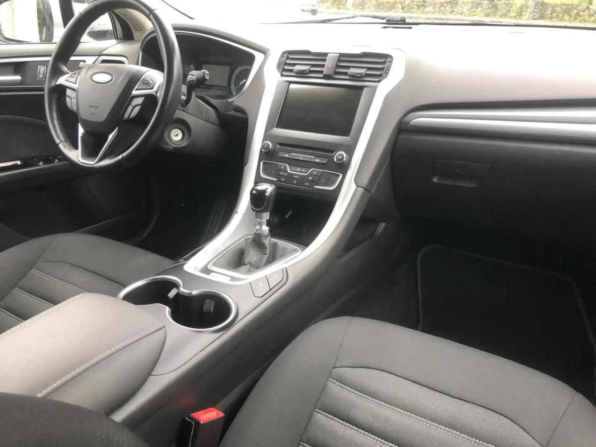 ford-mondeo-2018-diesel-1499cc