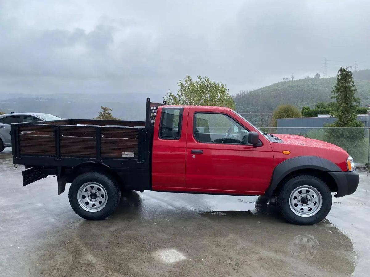 nissan-pick-up-2004-diesel-2488cc