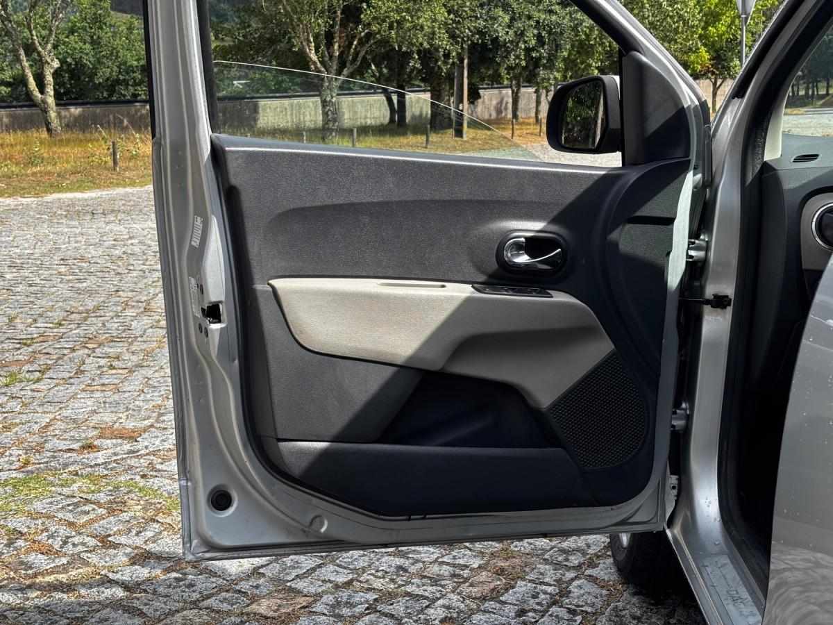 dacia-lodgy-2015-diesel-1461cc