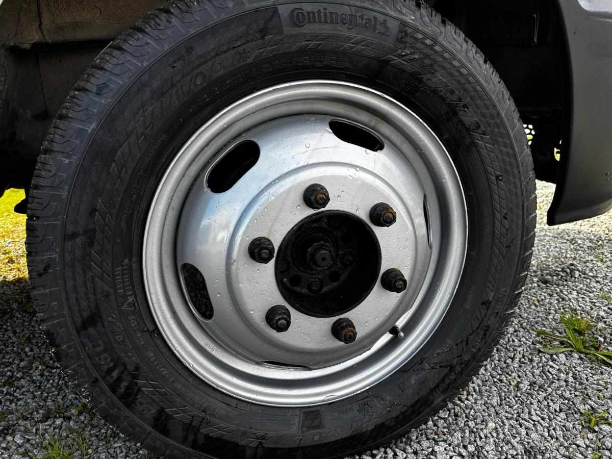 ford-transit-2004-diesel-2402cc