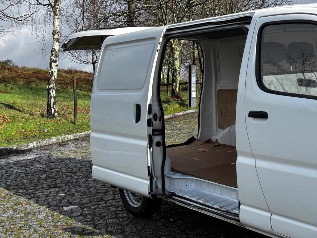 toyota-hiace-1998-diesel-2446cc
