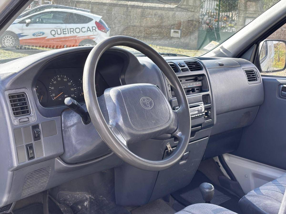 toyota-hiace-1998-diesel-2446cc
