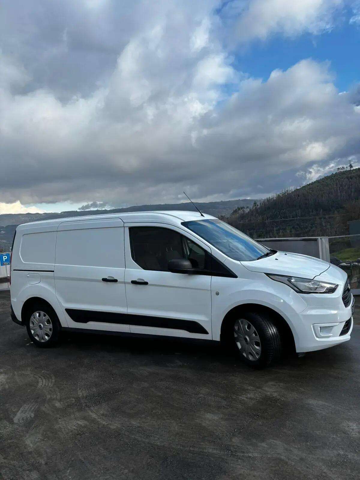 ford-transit-connect-2020-diesel-1499cc