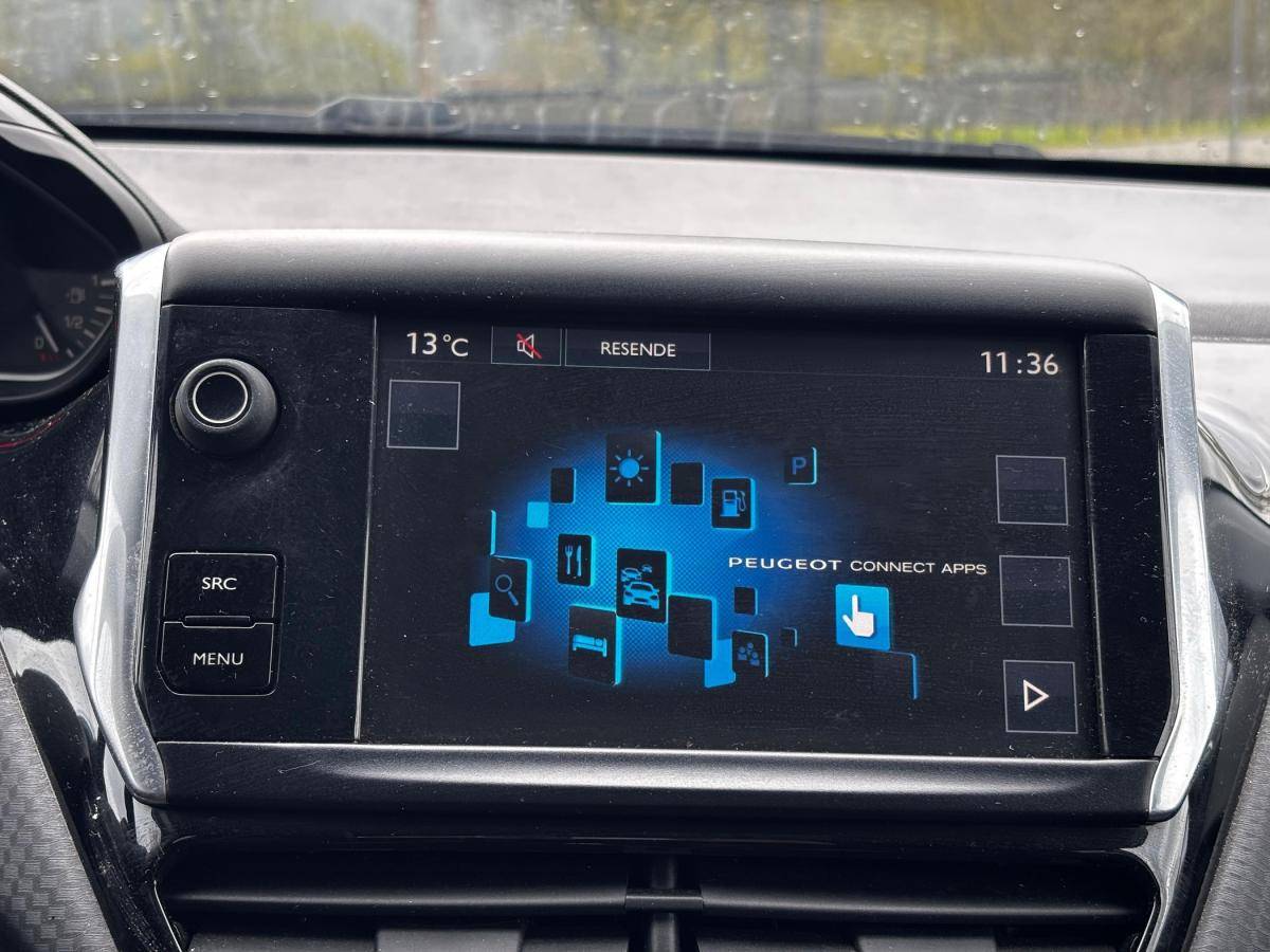 peugeot-208-2016-gasolina-1199cc