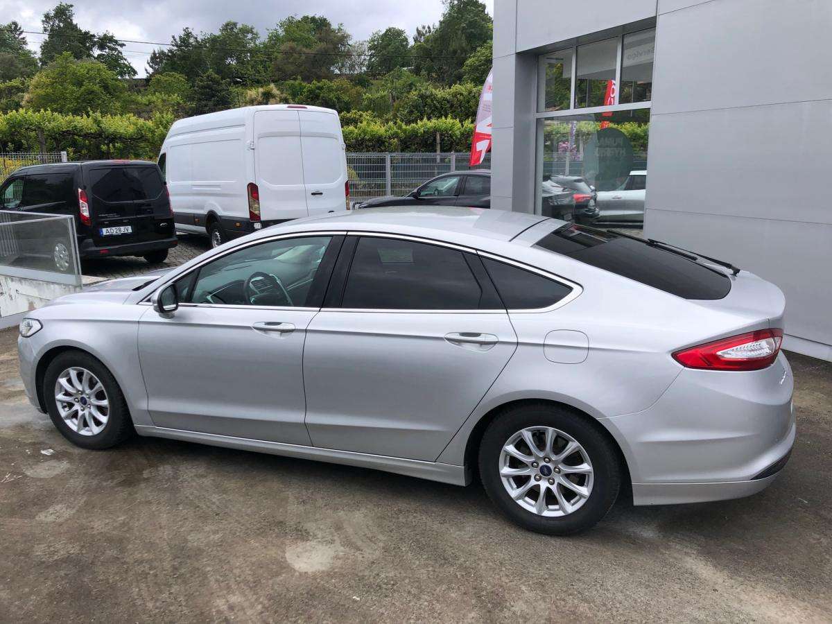 ford-mondeo-2018-diesel-1499cc