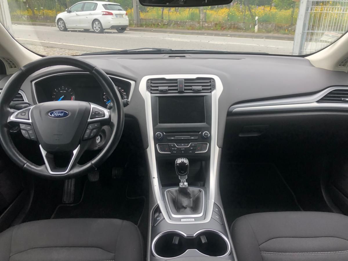 ford-mondeo-2018-diesel-1499cc