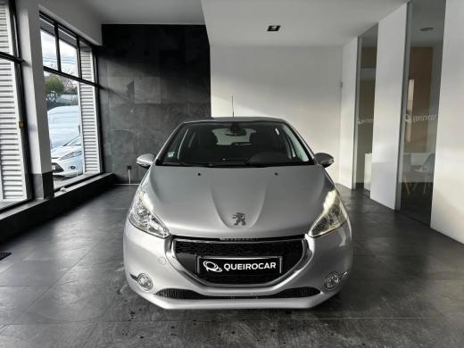 peugeot-208-2013-gasolina-1199cc