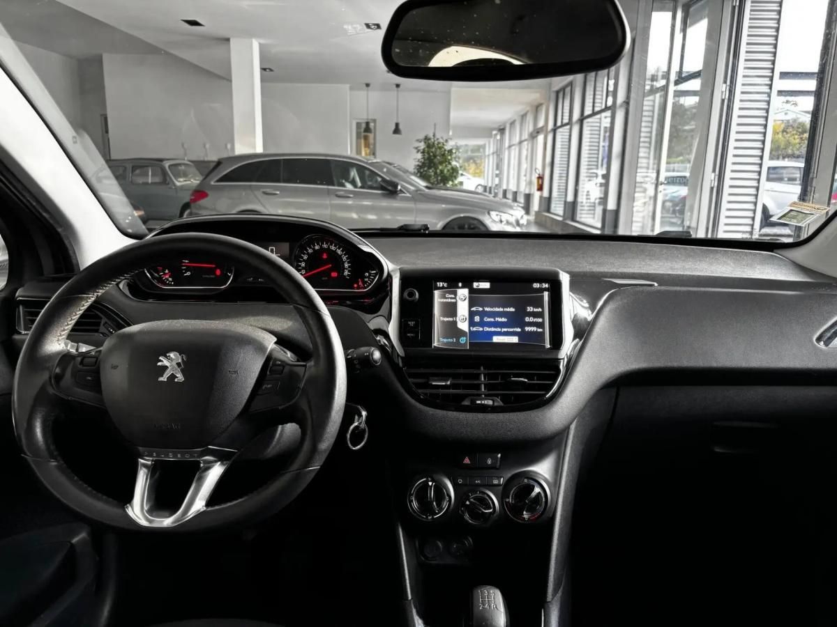 peugeot-208-2013-gasolina-1199cc