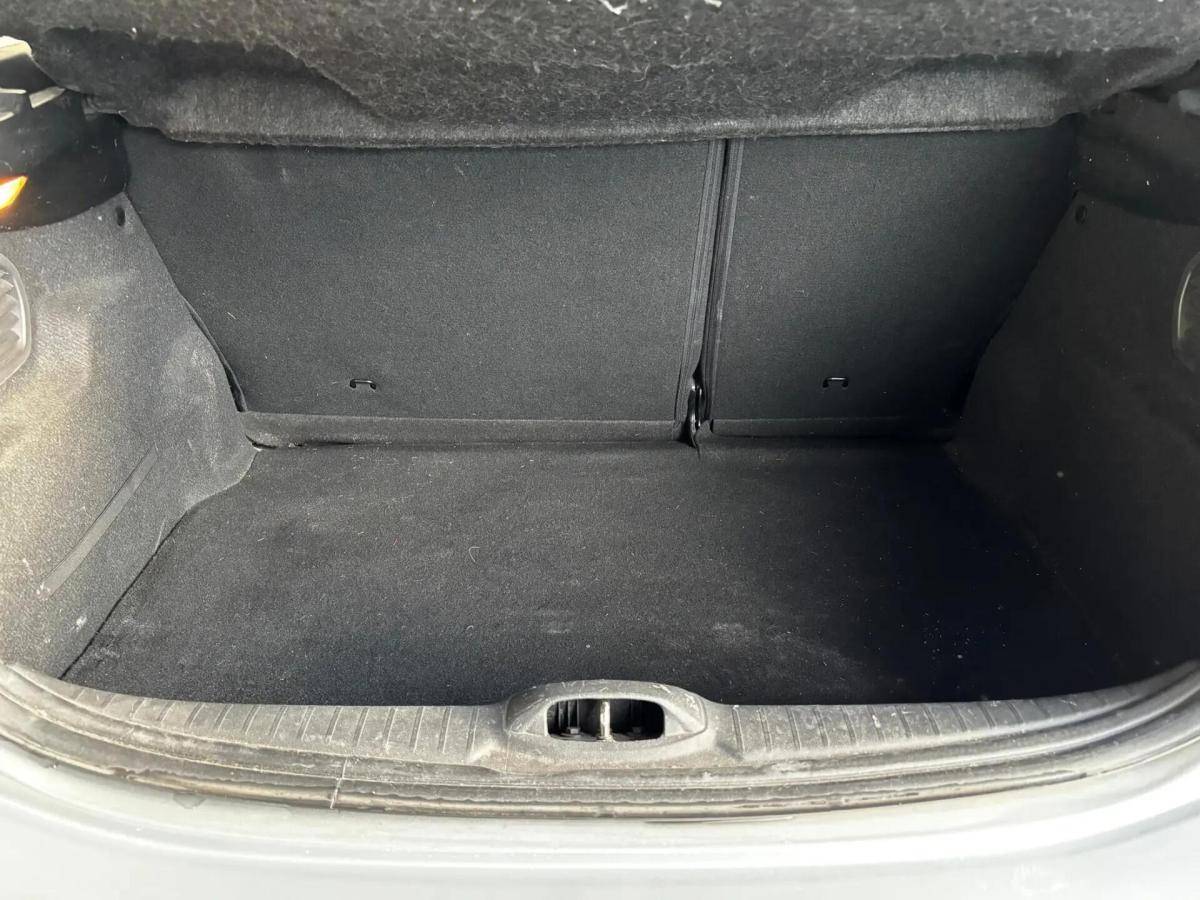 peugeot-208-2013-gasolina-1199cc