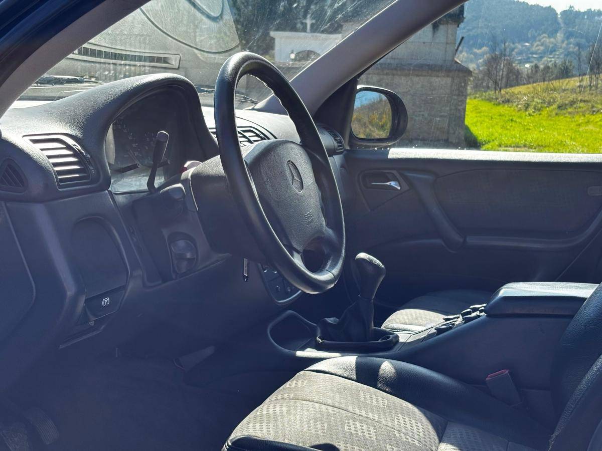 mercedes-benz-classe-m-2001-diesel-2685cc