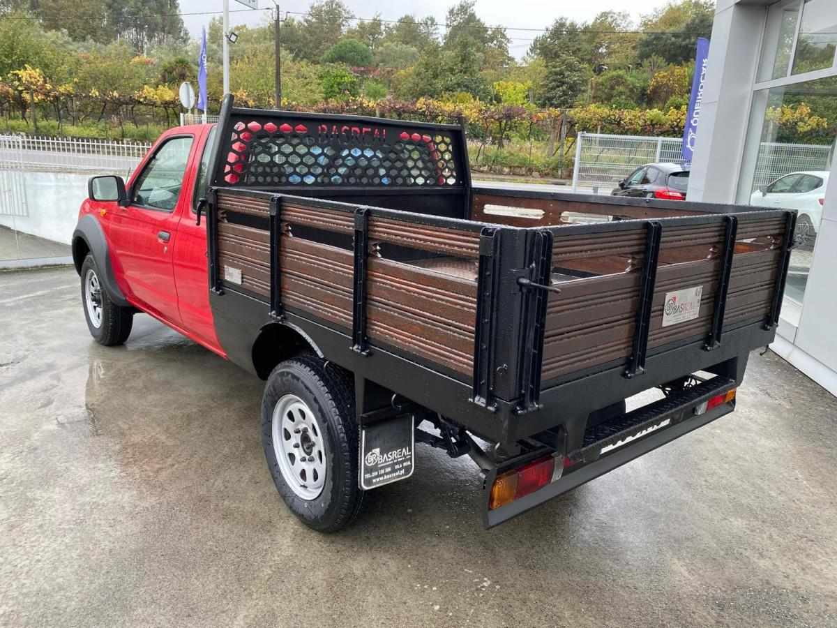 nissan-pick-up-2004-diesel-2488cc
