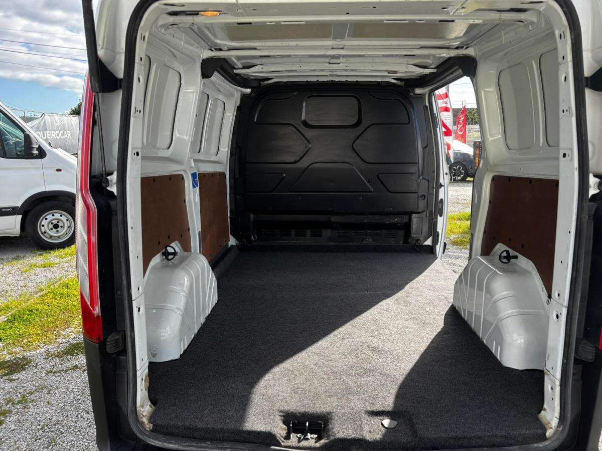 ford-transit-custom-2017-diesel-1995cc