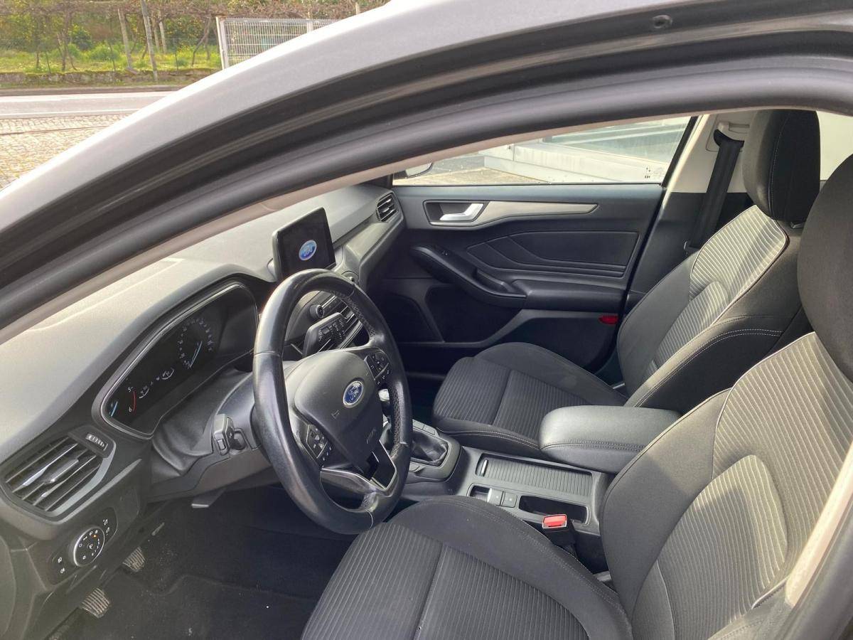 ford-focus-sw-2020-diesel-1499cc