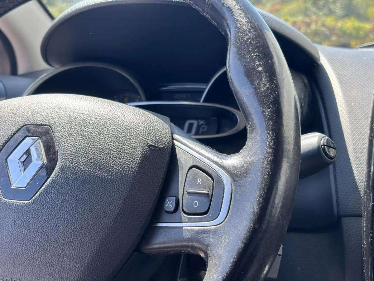 renault-clio-2015-gasolina-1197cc