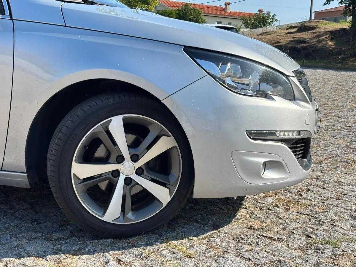 peugeot-308-sw-2015-diesel-1560cc