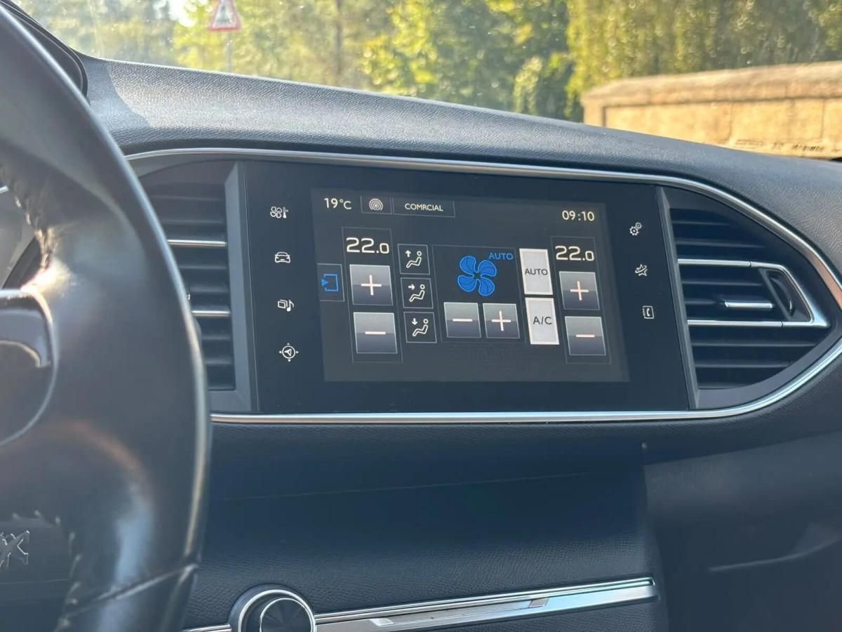 peugeot-308-sw-2015-diesel-1560cc