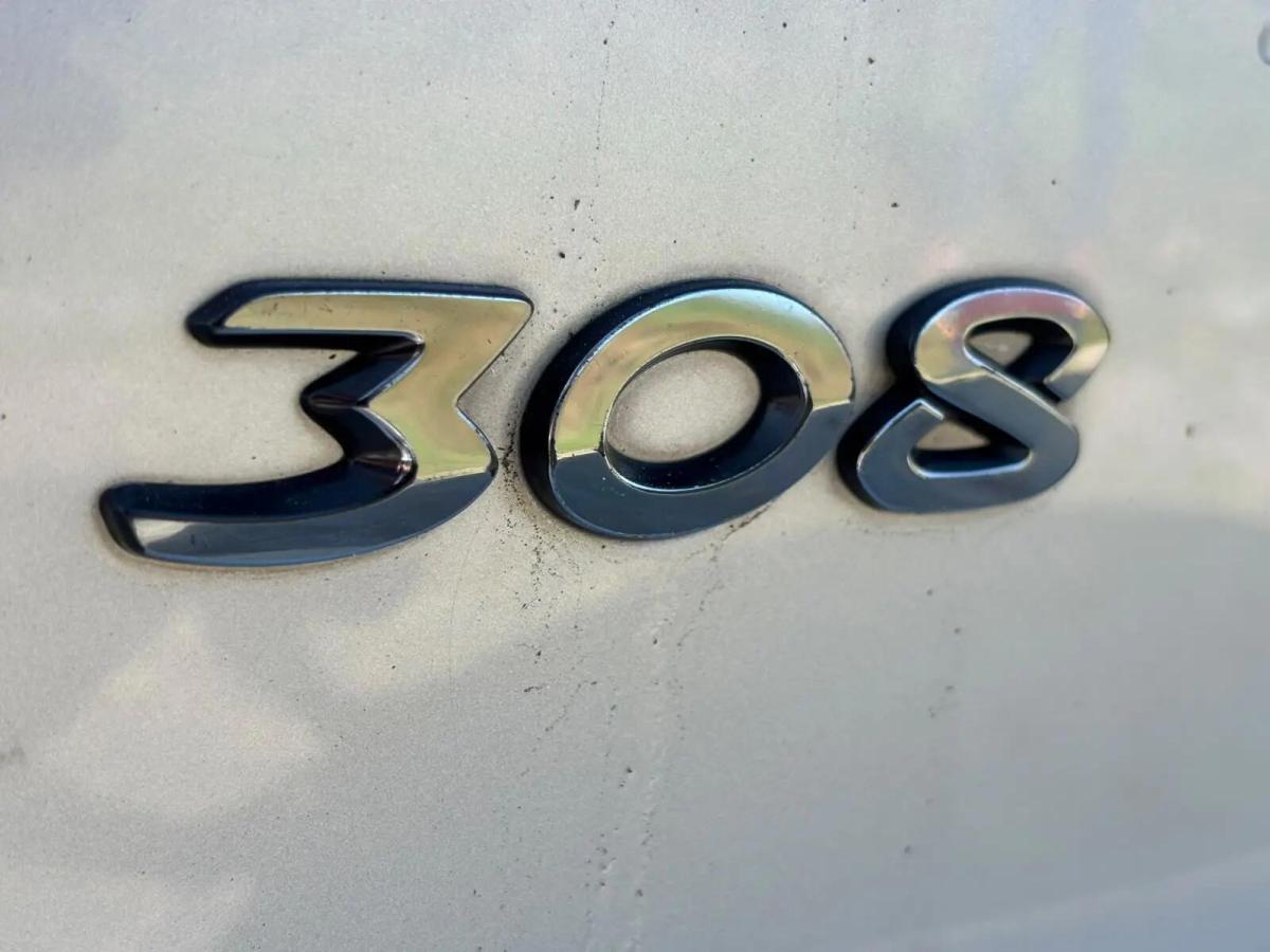 peugeot-308-sw-2015-diesel-1560cc