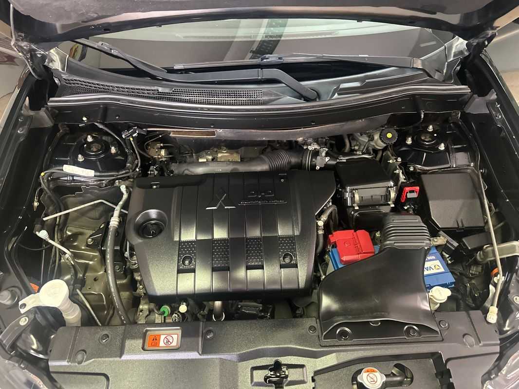 mitsubishi-outlander-2014-diesel-2268cc