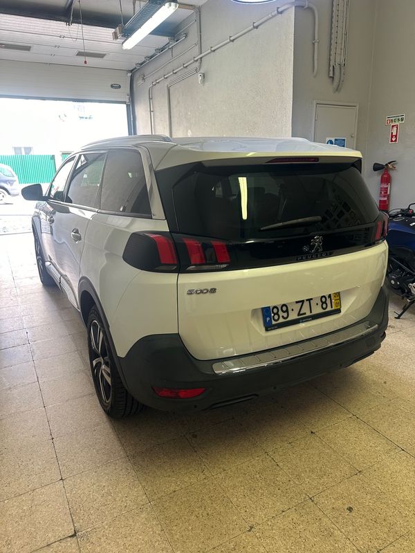 peugeot-5008-2020-diesel-1499cc