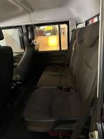 land-rover-defender-2010-diesel-2402cc