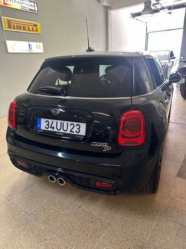 mini-cooper-2018-diesel-1995cc
